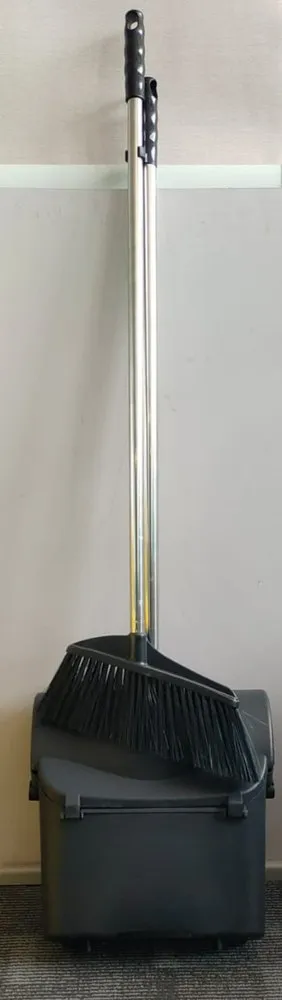 Plastic Dustpan Lobby w/ brush & steel handle, Black | Bin Lift – Qatar