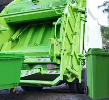 Commercial & Industrial Garbage Solutions in Qatar: Bins, Collection & Heavy-Duty Use