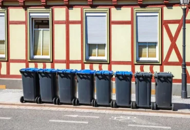 Commercial Garbage Bins in Qatar: Waste Solutions for Offices, Malls & Hotels