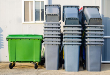 Top Garbage Bin Suppliers in Qatar: Comparing Quality, Price & Service