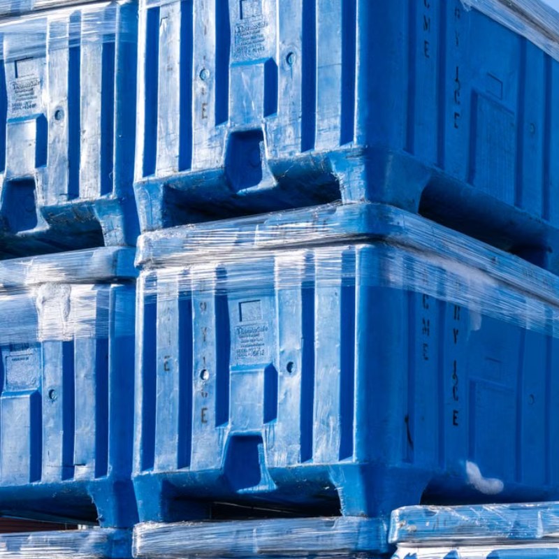 Closed Plastic Pallet Box 1200x1000x760 mm | Bin Lift – Qatar