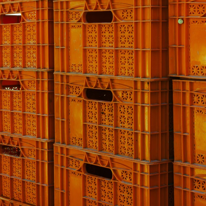 Dates Plastic Crate 585x385x210 mm | Bin Lift – Qatar